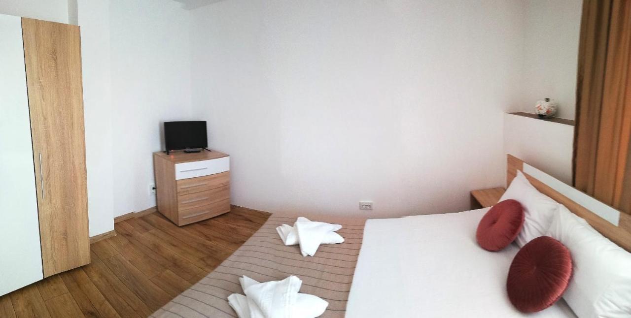 Pensiunea Eden House Craiova Exterior photo